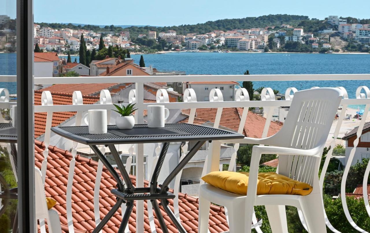 Apartments Ljube Trogir Zewnętrze zdjęcie