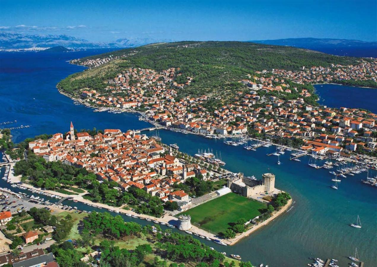 Apartments Ljube Trogir Zewnętrze zdjęcie